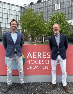 Ron en Bram bij Aeres